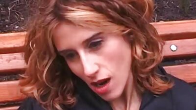 وضع دار لنجری میں باس نے اپنی ماتحت کو سیکس کے لیے بلایا۔